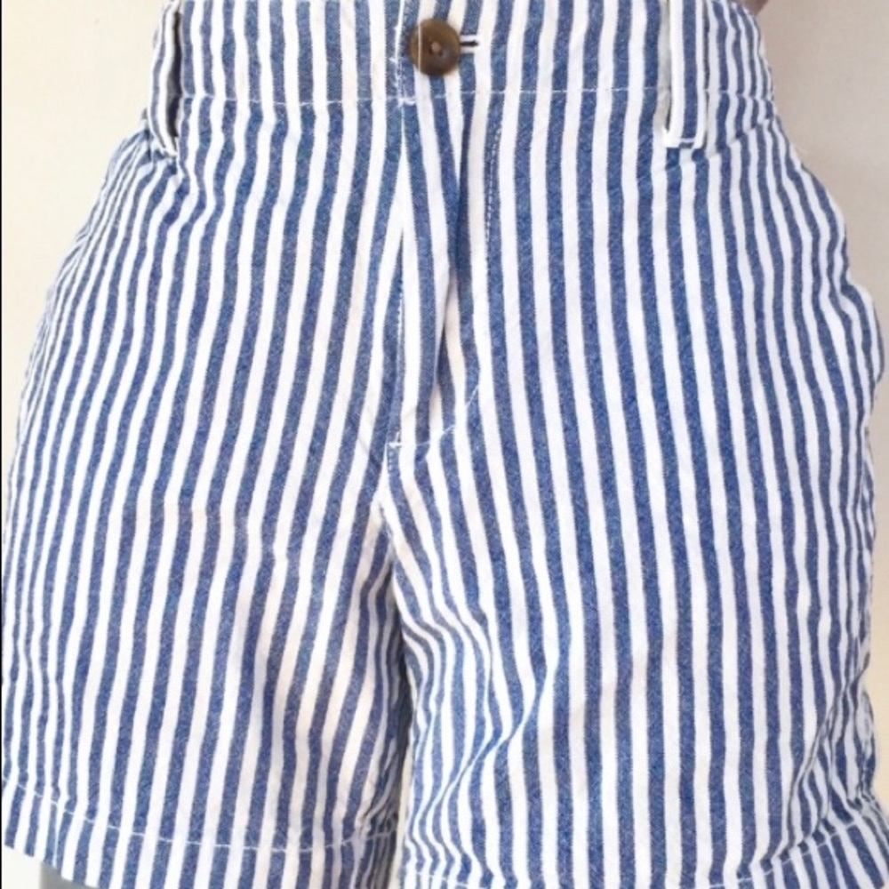 City shorts blue and white